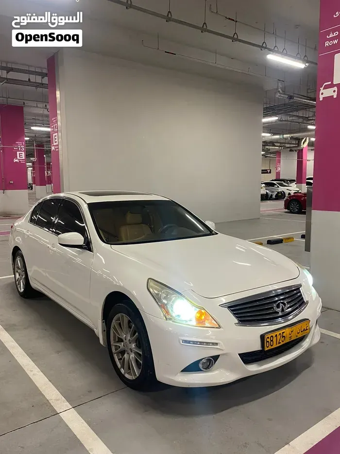 Infiniti G37 2010 photo 5