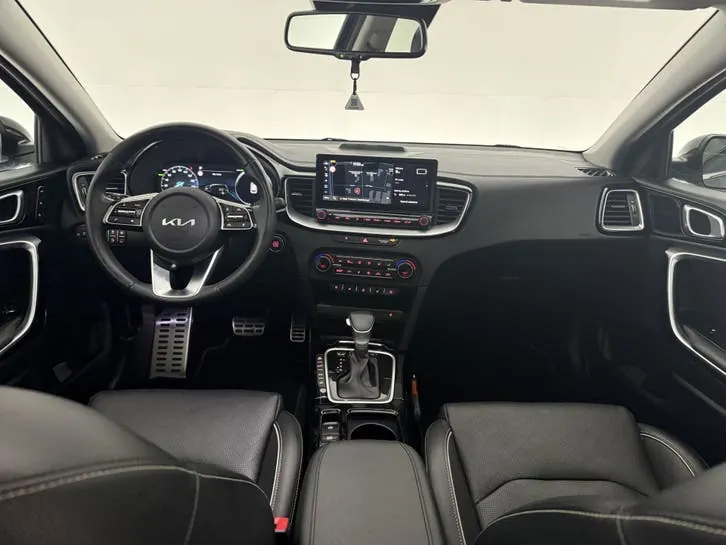 Kia Ceed 2022 photo 2