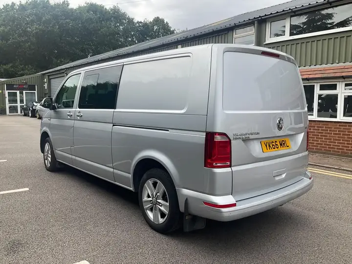 Volkswagen Transporter 2017 photo 3