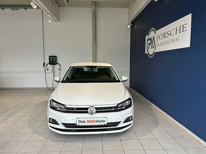 Volkswagen Polo 2018 photo 2