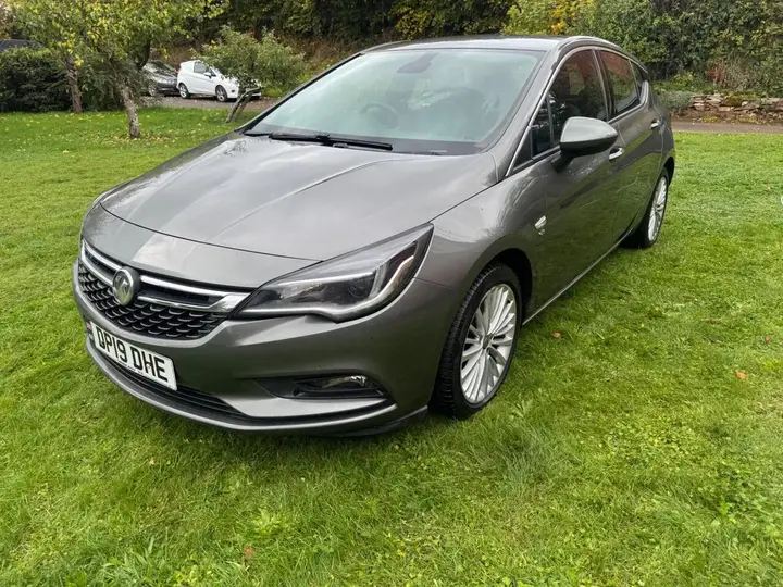 Vauxhall Astra 2019 photo 3