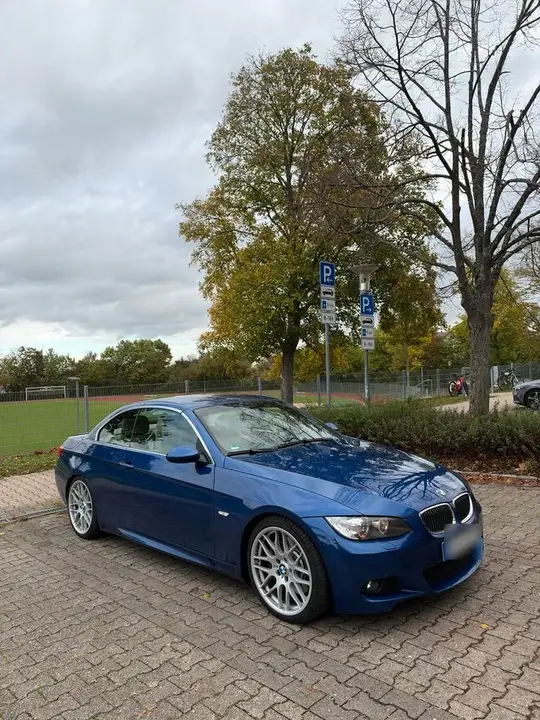 BMW 330I