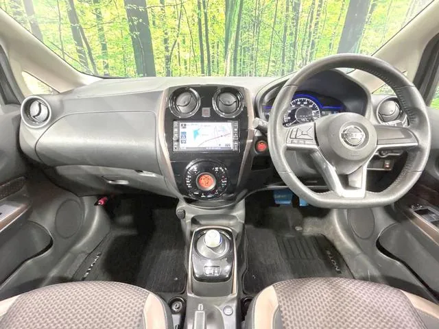 Nissan Note 2017 photo 2