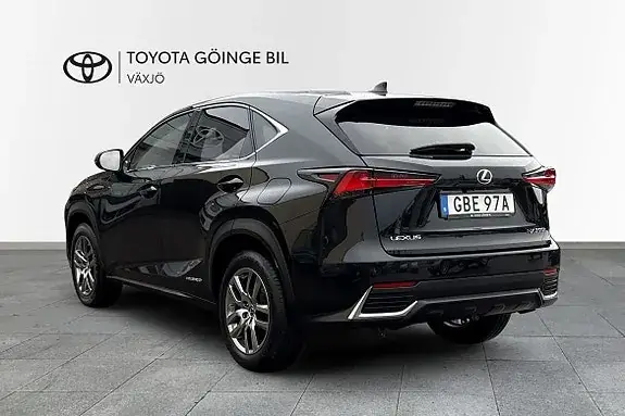 Lexus Nx300H 2019 photo 2