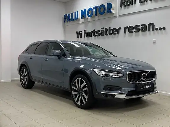 Volvo V90 Cross Country 2021 photo 2