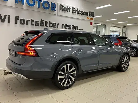 Volvo V90 Cross Country 2021 photo 3