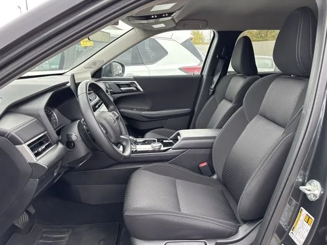 Mitsubishi Outlander 2025 photo 3