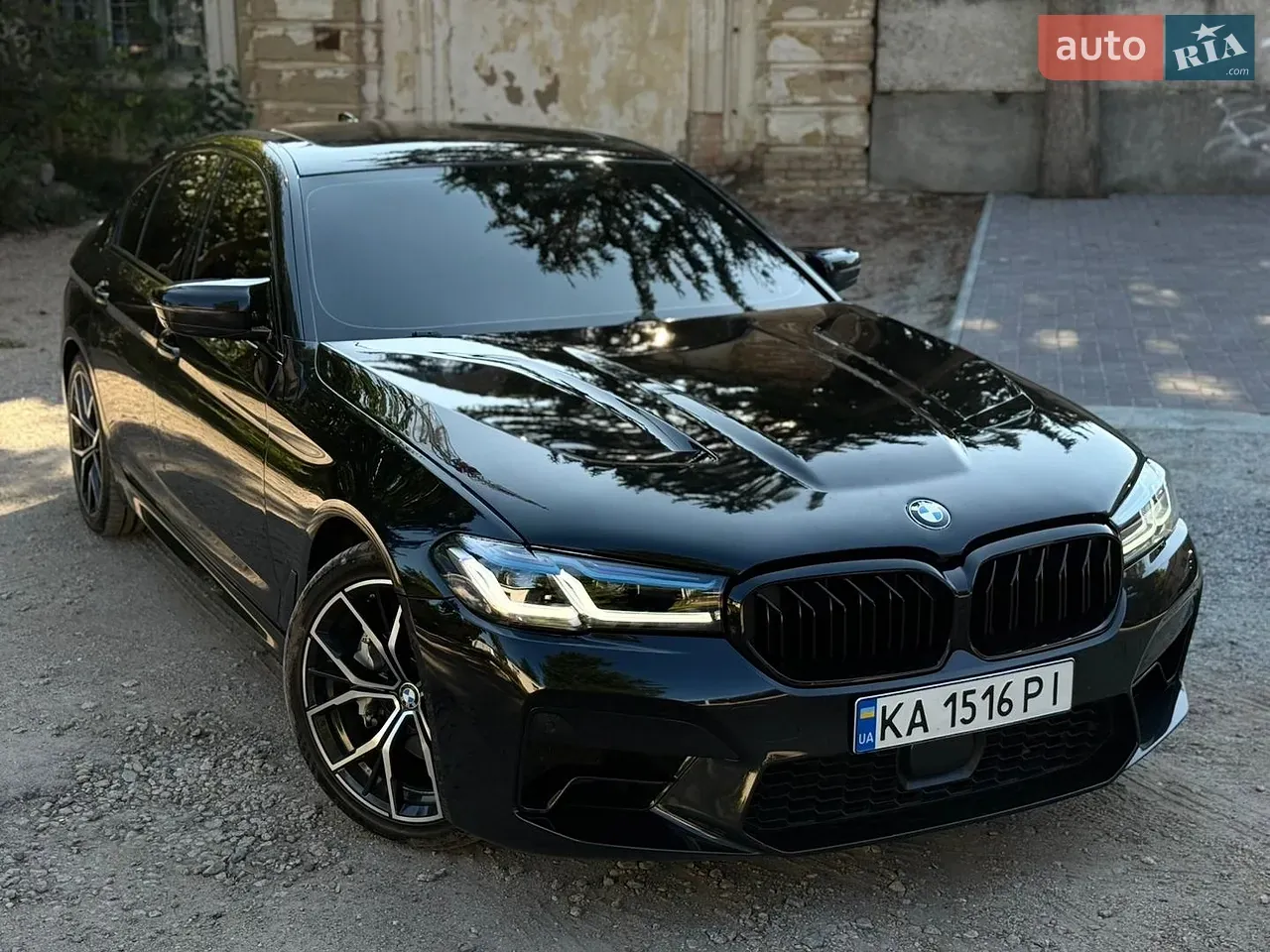 BMW 5 Series 2018 photo 4