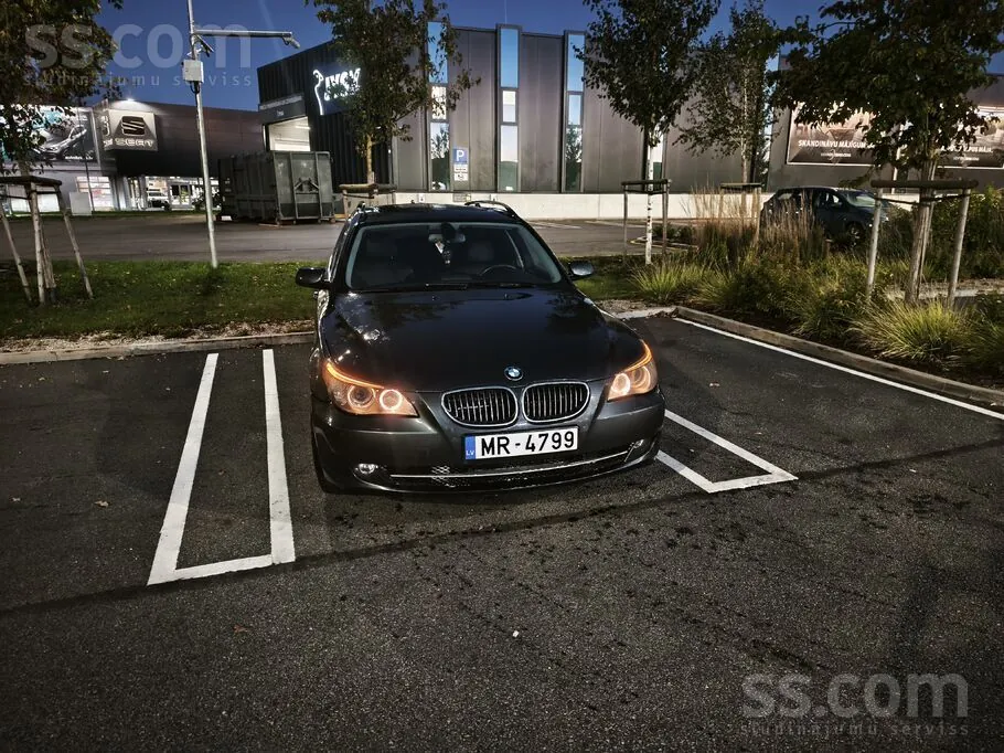 BMW 525