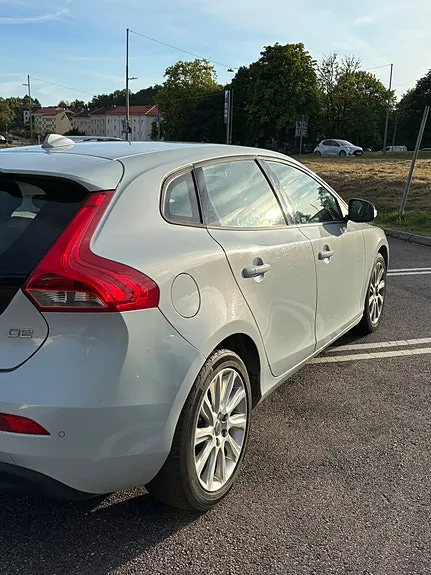 Volvo V40 2013 photo 4