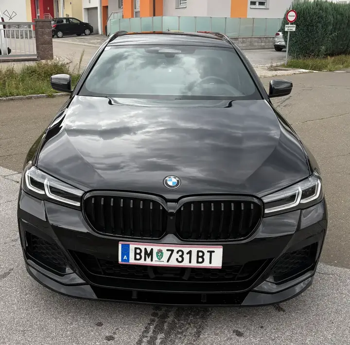 BMW 5 Series 2022 photo 3