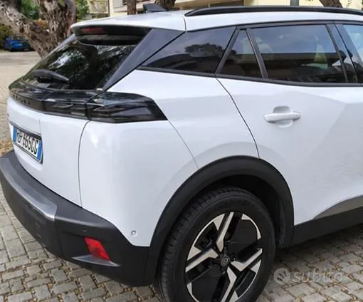 Peugeot 2008 Allure 2025 photo 4