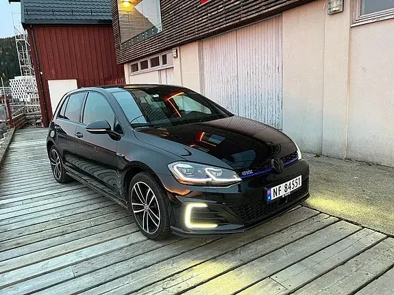 Volkswagen Golf 7 2018 photo 2