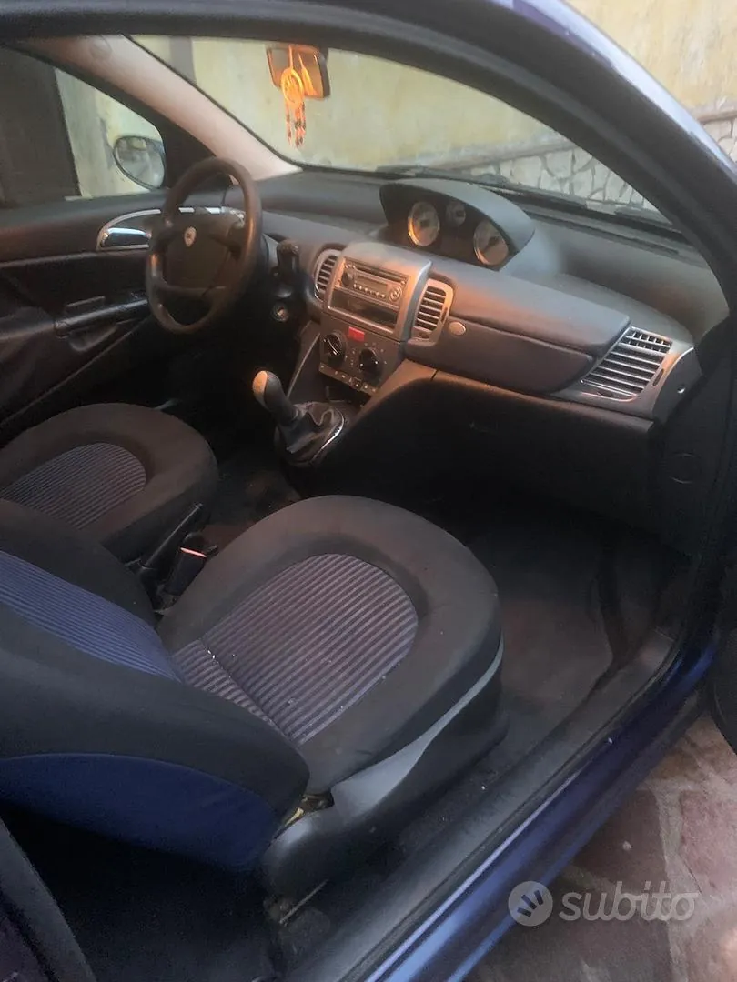 Lancia Ypsilon 2007 photo 2