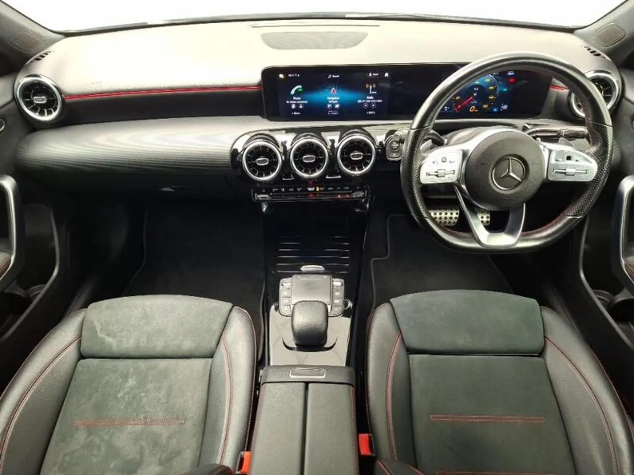 Mercedes-Benz A-Class 2021 photo 3