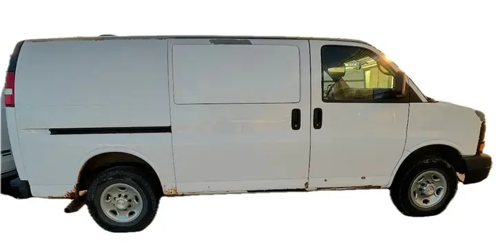 Chevrolet Express 2011 photo 2