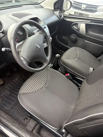 Peugeot 107 2013 photo 5