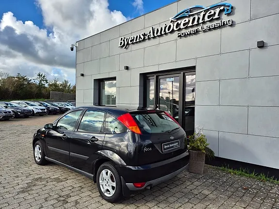 Ford Focus 2001 photo 4