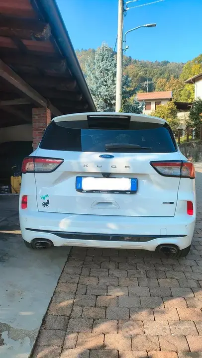 Ford Kuga 2021 photo 2