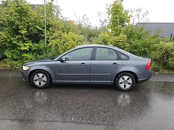 Volvo S40 2011 photo 3