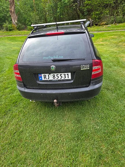 Skoda Octavia 2009 photo 3