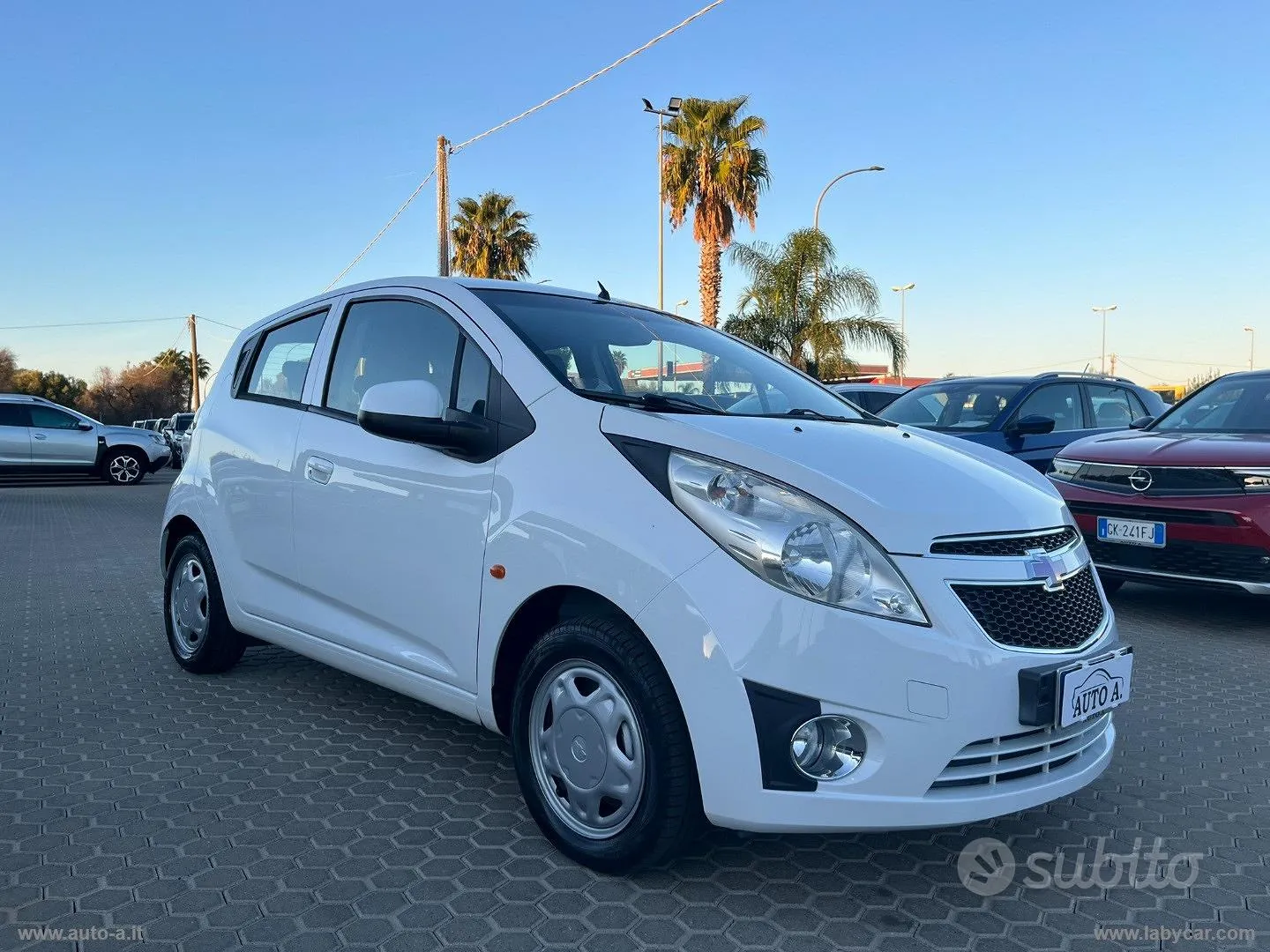 Chevrolet Spark 2011 photo 3