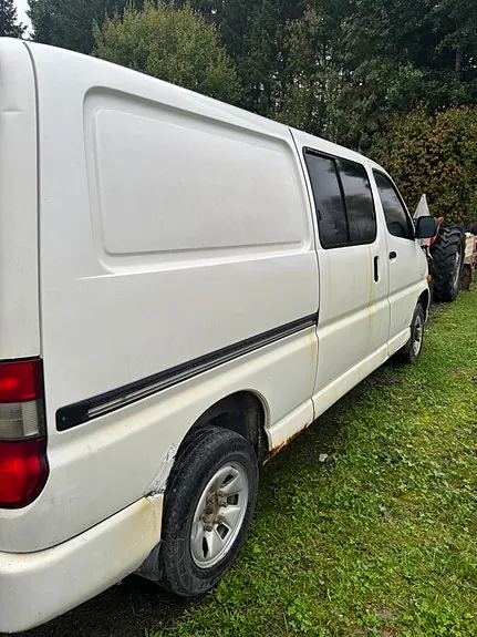 Toyota Hiace 2005 photo 3