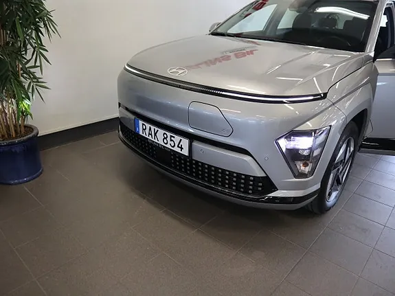 Hyundai Kona 2024 photo 2