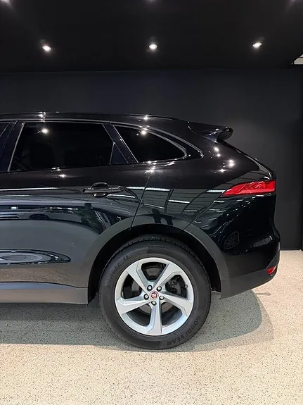 Jaguar F-Pace 2020 photo 4