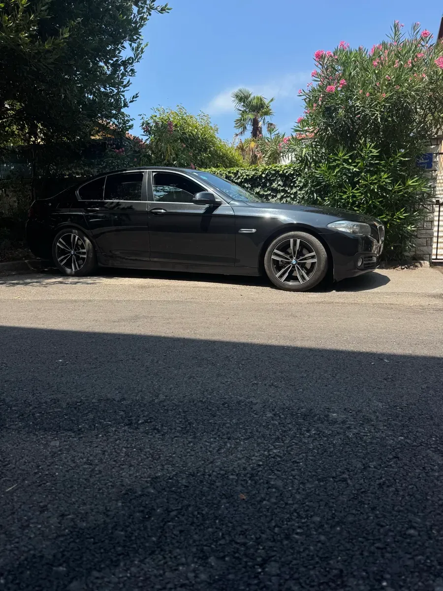 BMW 5 Series 2015 photo 3