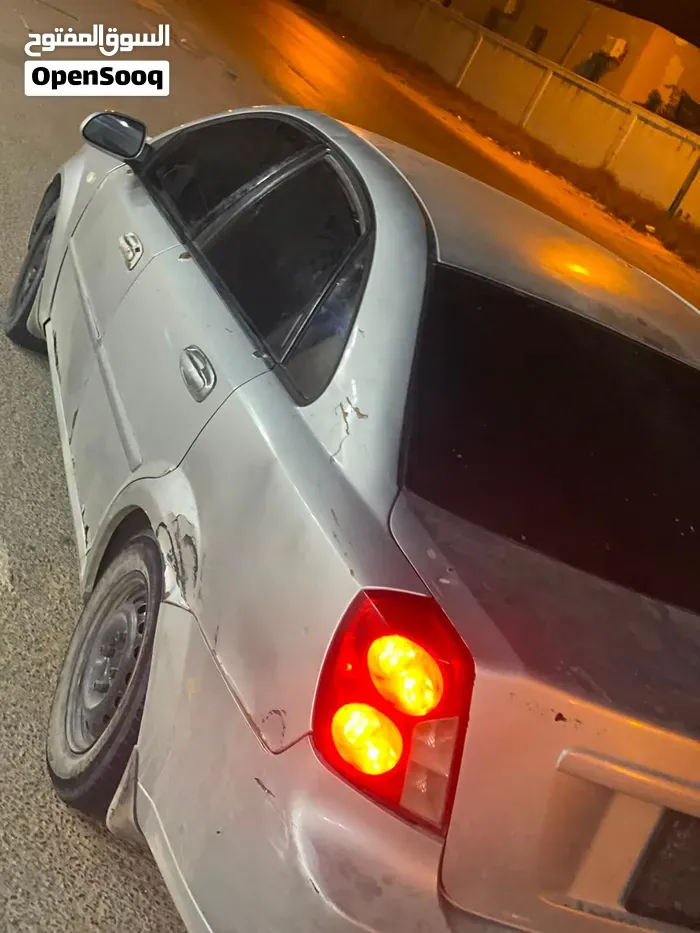 Chevrolet Optra 2005 photo 2