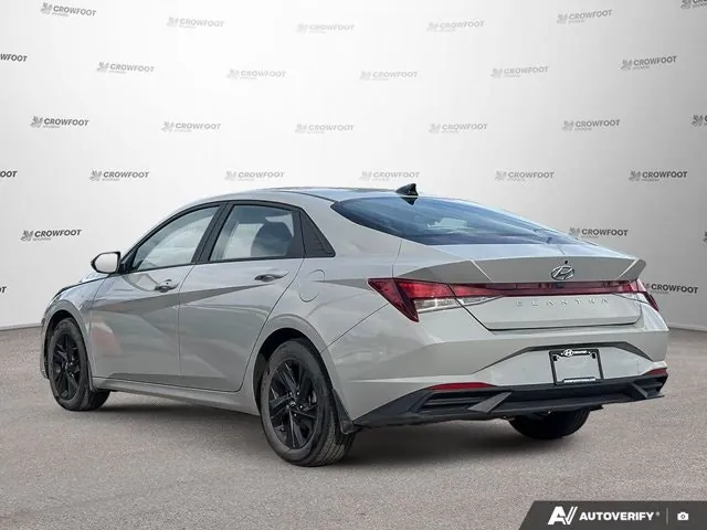 Hyundai Elantra 2023 photo 3