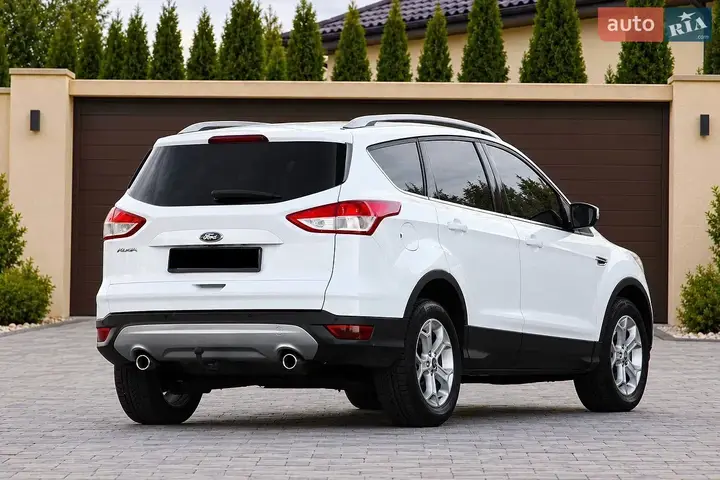 Ford Kuga 2014 photo 4