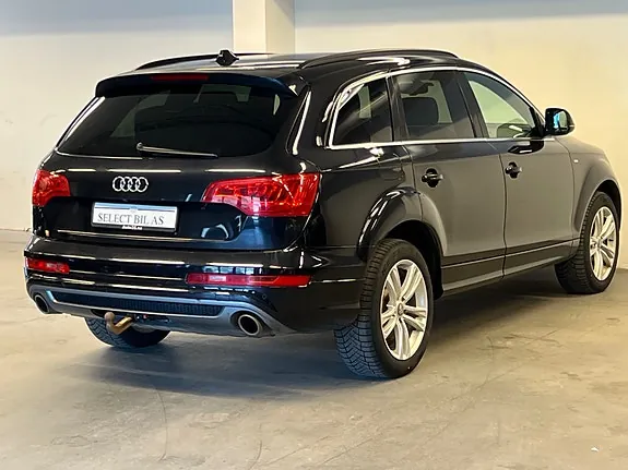 Audi Q7 2011 photo 4