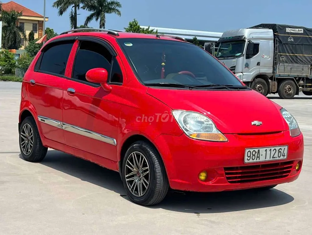 Chevrolet Spark 2010 photo 2