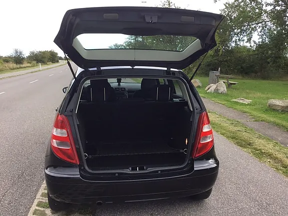 Mercedes-Benz A150 2007 photo 4