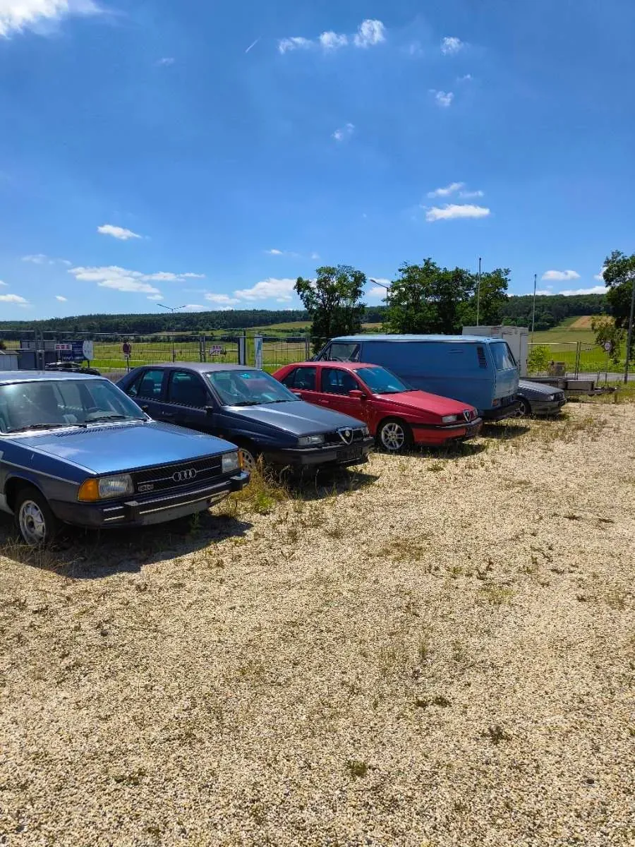 Audi 100 1978 photo 3
