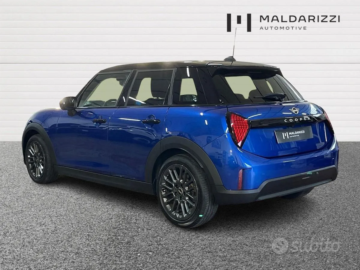 Mini Mini Cooper 2025 photo 4