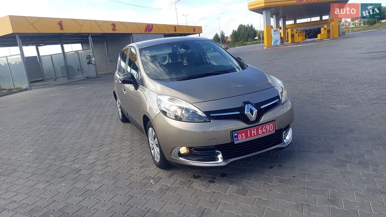 Renault Scenic 2012 photo 4