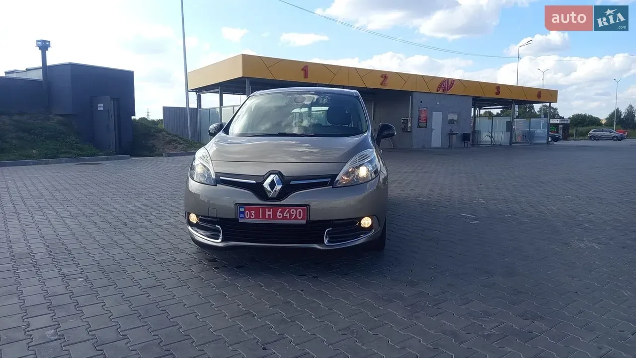Renault Scenic 2012 photo 3