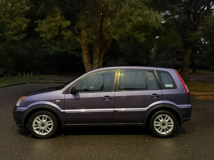 Ford Fusion 2008 photo 4
