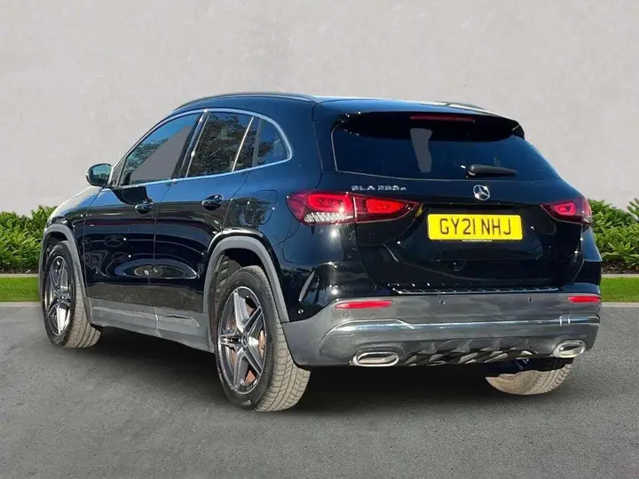 Mercedes-Benz Gla 2021 photo 2