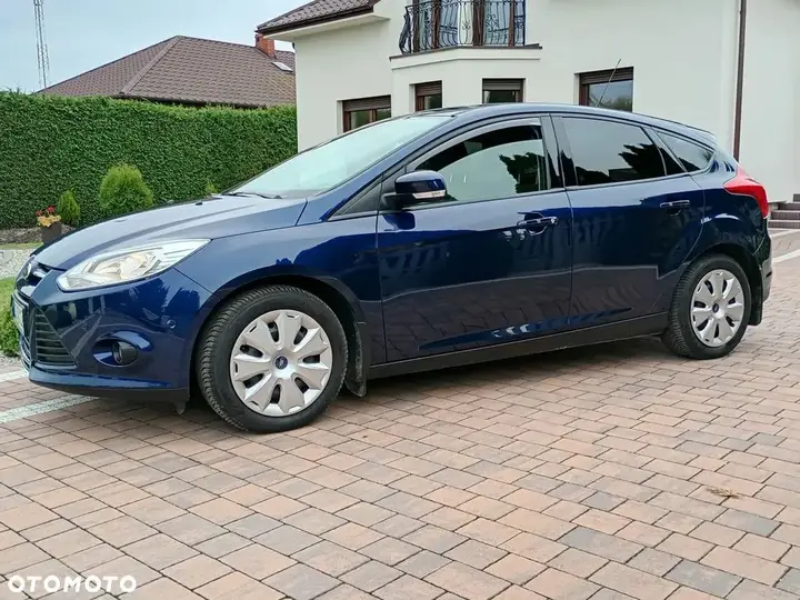 Ford Focus 2011 photo 3
