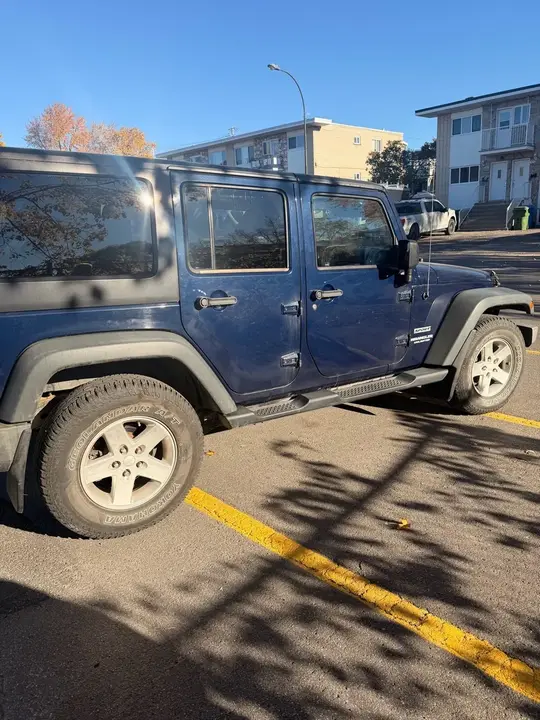 Jeep Wrangler Unlimited 2013 photo 2