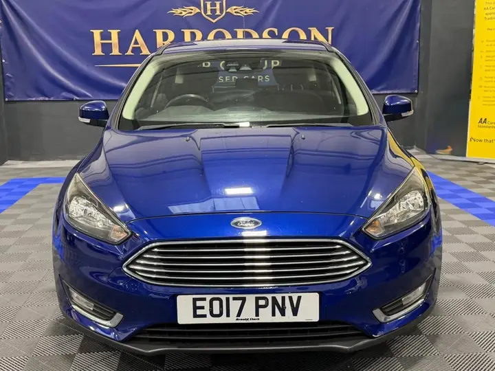 Ford Focus 2017 photo 2
