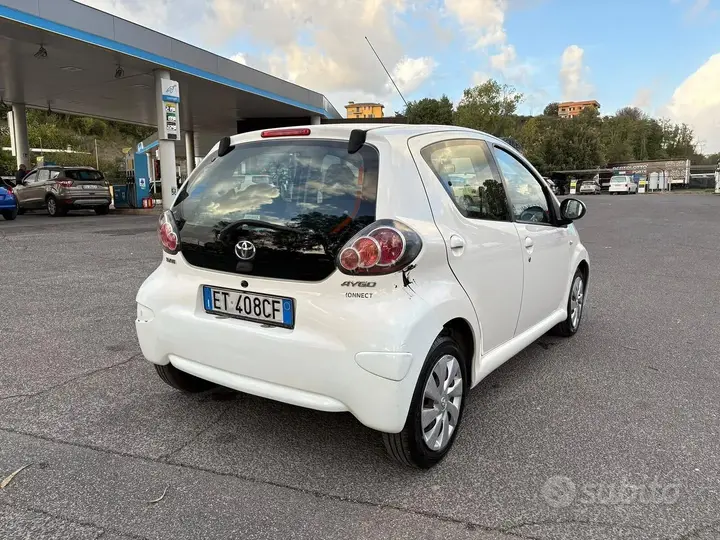 Toyota Aygo 2013 photo 5