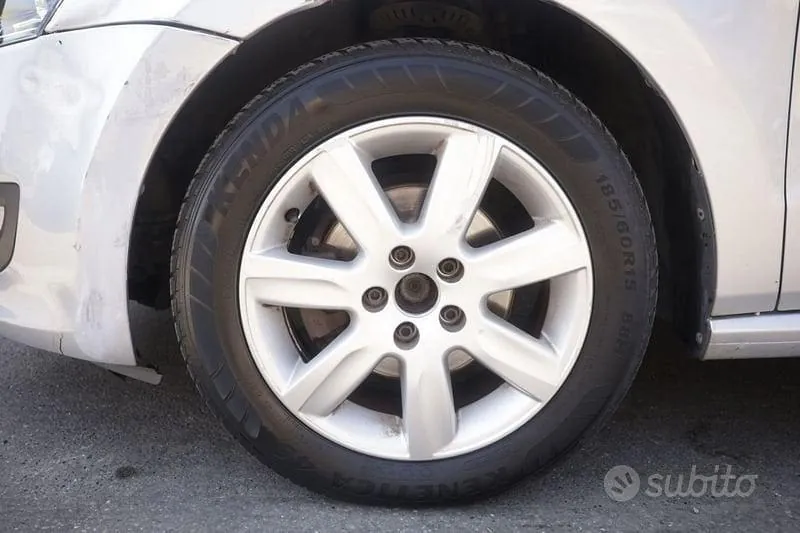 Volkswagen Polo 2010 photo 5