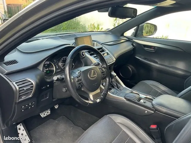Lexus Nx 2017 photo 3