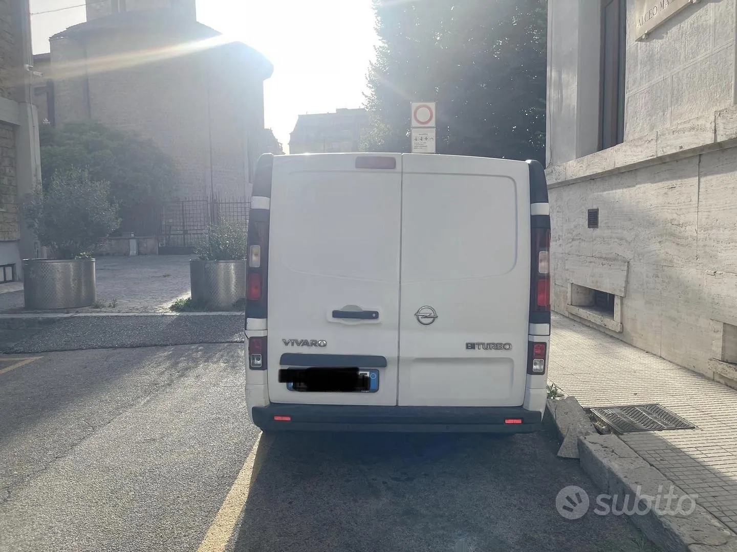 Opel Vivaro 2015 photo 4
