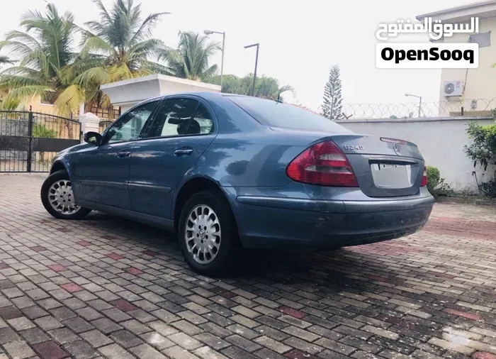 Mercedes-Benz E-Class 2003 photo 3